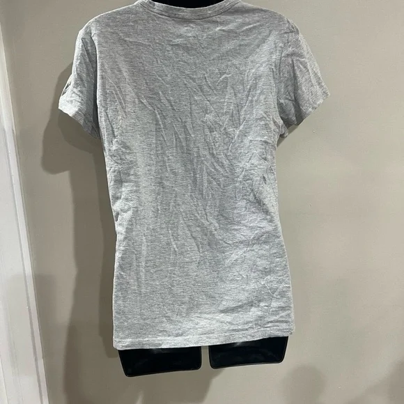 Adidas tee - Picture 2 of 2